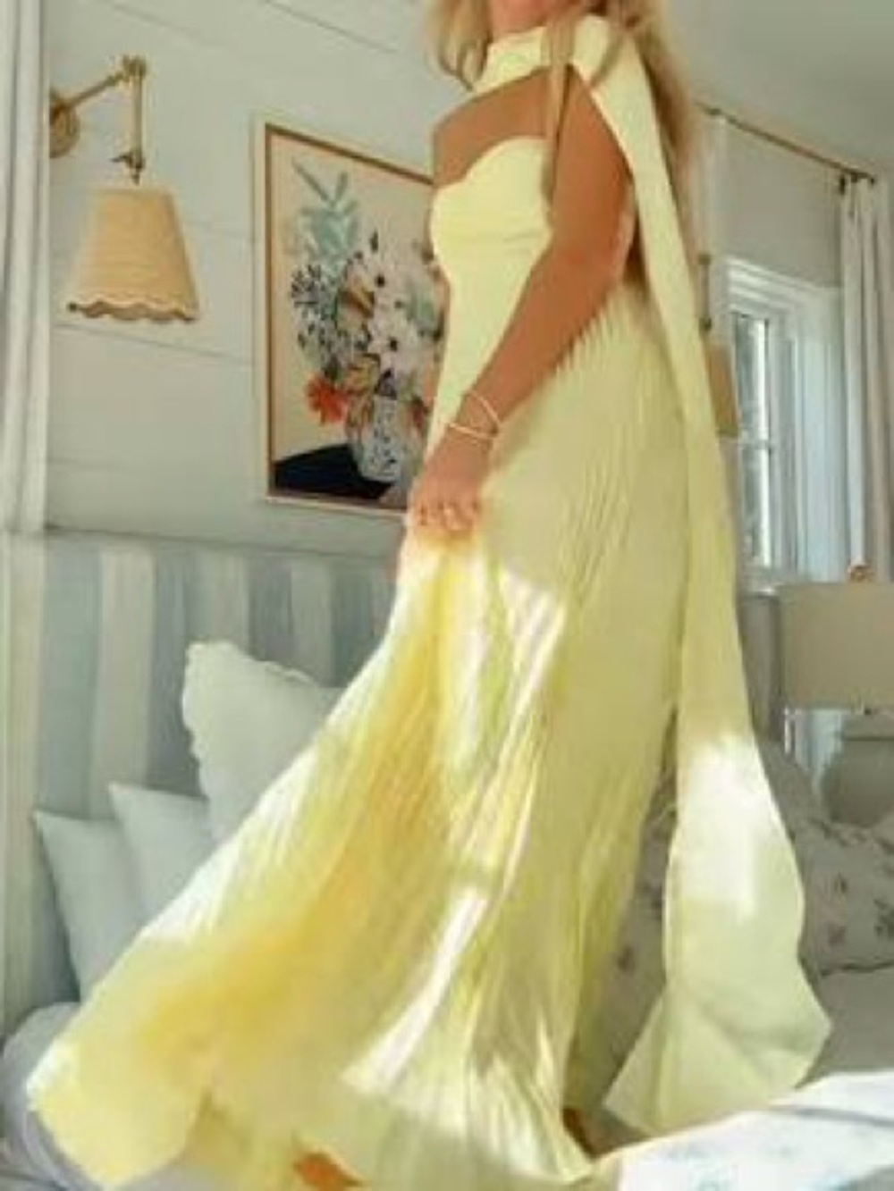 Yellow Dress / Gown Size Small